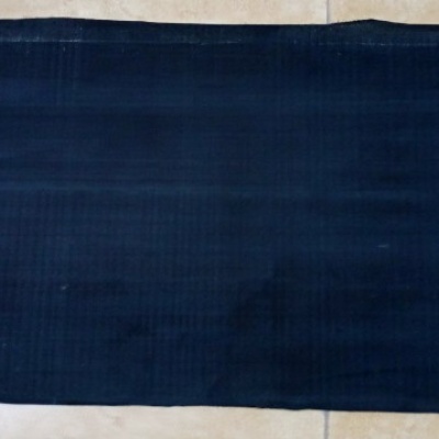 Tấm lót cao su cho heo con