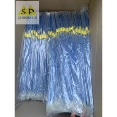 Dẫn tinh quản sâu (que phối sâu) cho heo